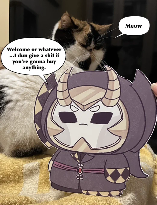 Guys I think I hire the wrong salesman for my table at the convention 🤣
Here's Nochunk of Oblivion, who doesn't give a shit if he can sell any merch👏 