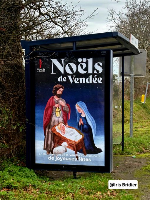SirenesFR's tweet image. 🔴 FLASH | En Vendée, le département assume de mettre en avant la crèche de Noël avec l'enfant Jésus. ✝️🎅 (Iris Bridier)