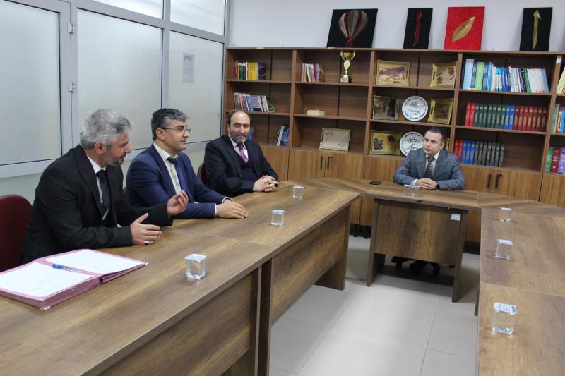 Adalet Bakanlığı ile Diyanet İşleri Başkanlığı arasında imzalanan işbirliği protokolü kapsamında  altı ayda bir yapılması planlanan değerlendirme toplantısı 23.12.2025 tarihinde saat:14:30' da İskenderun Denetimli Serbestlik Müdürlüğü  toplantı salonunda gerçekleştirildi.