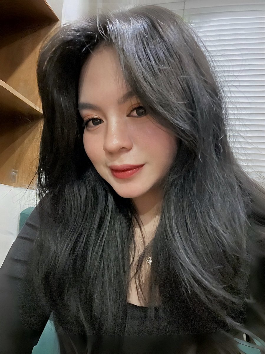 tiesfaye's tweet photo. hewwo guys :3 https://t.co/tSWRMOK3av