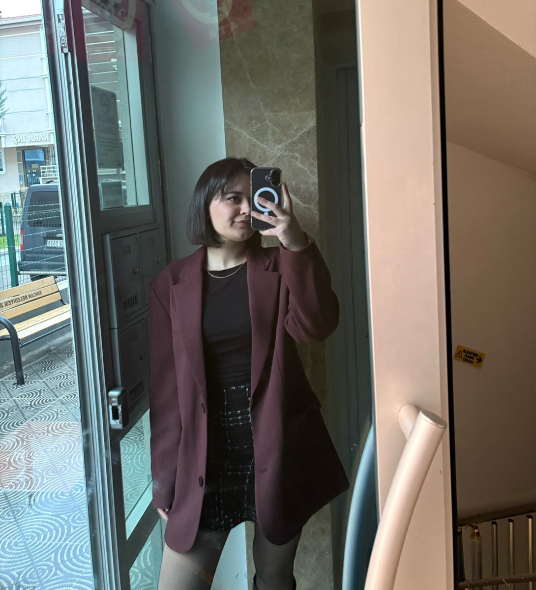 mentalimiz kötü olabilir ama saçlarımız güzel olsun kızlar