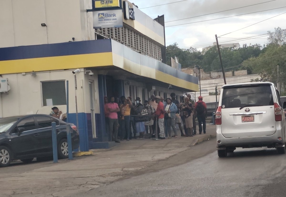 Broken blue crayon tweet media