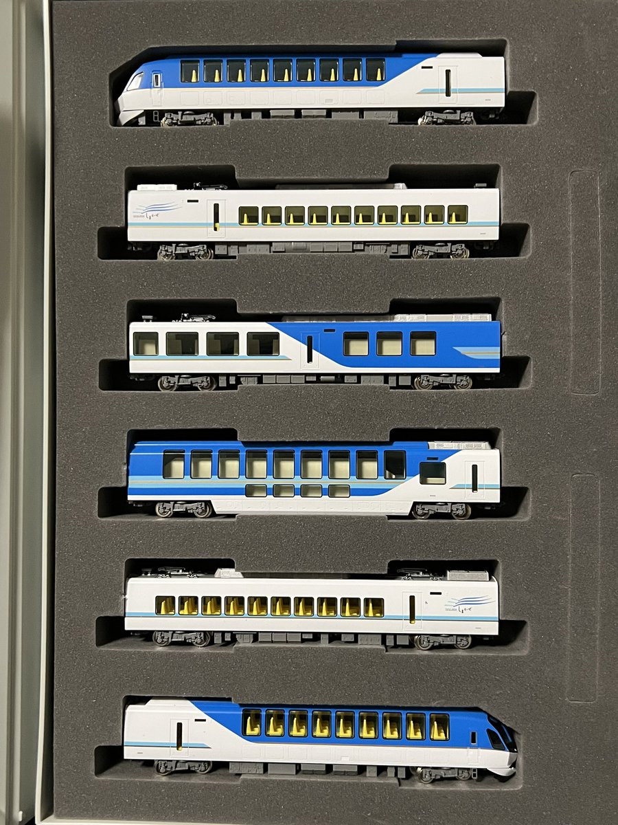 Faです　他の方はご購入出来ません❣️ 周りに「乗ったんだから買おう👉👉👉👉👉」と言っていたら何故か自分が