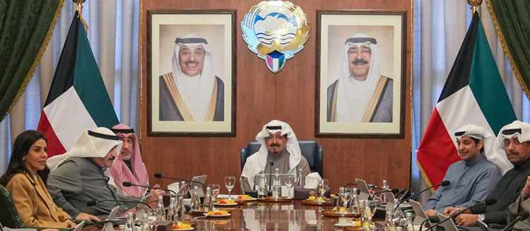 عاجل | رئيس الوزراء: تنفيذ مشروع ميناء مبارك الكبير يعكس الالتزام بتوجّه الكويت نحو بناء اقتصاد متنوع قائم على تعزيز التنافسية وتحفيز الاستثمار 