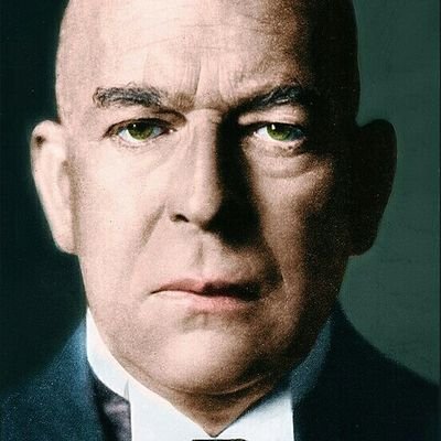 passssiflora's tweet image. El llamado socialismo prusiano concebía la economía como vinculada a la nación, no al individuo ni a la lucha de clases. Rechazaba el liberalismo económico por considerarlo egoísta y desintegrador y también al marxismo por su internacionalismo y su énfasis en el conflicto social.