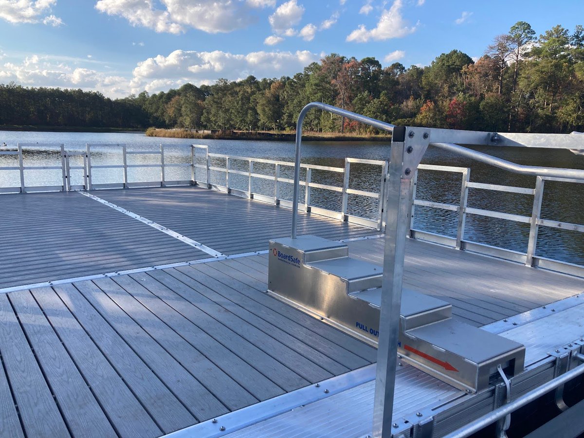 BoardSafe Docks tweet media