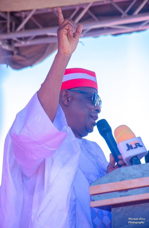 abou__sadiq's tweet image. Sarki daya ne a kano.

if you know you know😂!