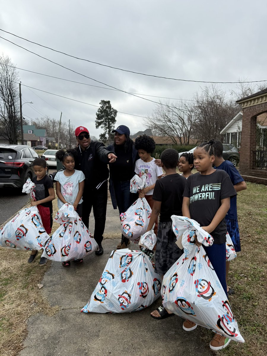 Dr. Joris M. Ray tweet media