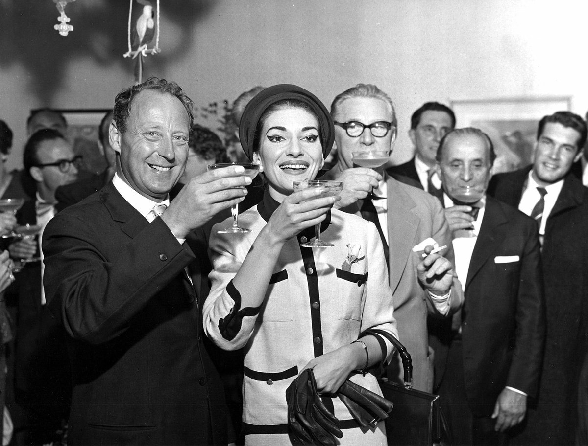 There must be a law against forcing children to perform at an early age. Children should have a wonderful childhood. They should not be given too much responsibility. #MariaCallas