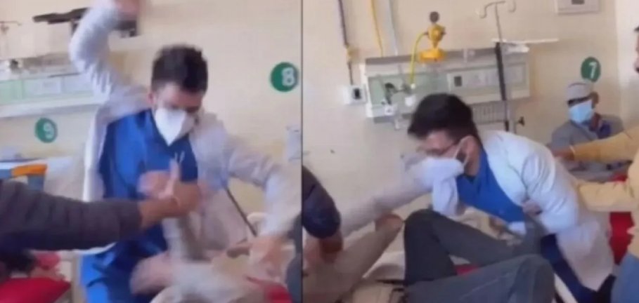طبيب ينهال ضرباً على مريض في مستشفى هندي 