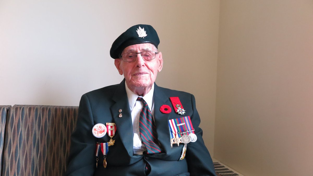 BowersWrites's tweet image. My latest @Legion_Magazine story is a special one, an interview with 102-year-old Canadian WW II veteran George Beardshaw. Originally from Yorkshire, U.K., he is also thought to be the last living Home Child. 

Thank you, sir, for your time - and service.

legionmagazine.com/a-ww-ii-riflem…