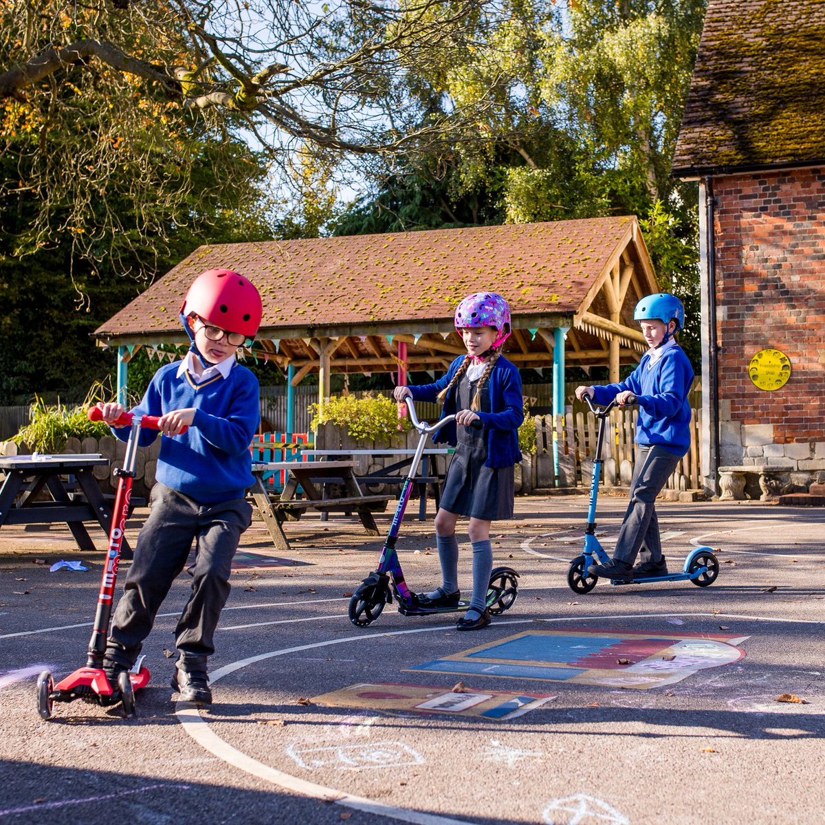 microscooters's tweet photo. Splashing through puddles is one of our favourites. Keep your scooter in tip top conditions by wiping your scooter down and drying thoroughly before storing. Because a little care keeps your scooter rolling smoothly for years. #MicroTips https://t.co/BM62CW41uO