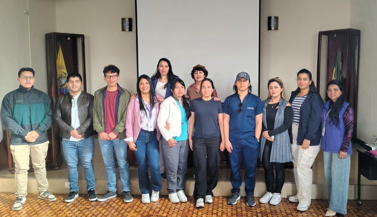 Acess_Ec's tweet image. 🟪 #Carchi | 1⃣1⃣ profesionales, representantes de laboratorios de análisis clínicos de baja y mediana complejidad participaron en la capacitación brindada por la #ACESS, cumpliendo con la planificación institucional para difundir la normativa sanitaria. 📒