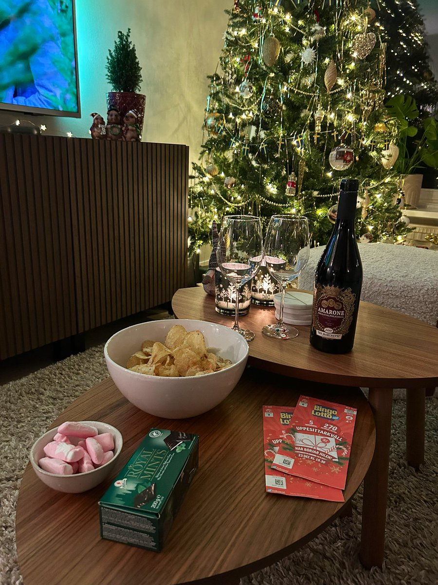 jblomander's tweet image. Allt förberett för uppesittarkväll ❤️🎄🎅🏻

Tacksam 🙏🏻