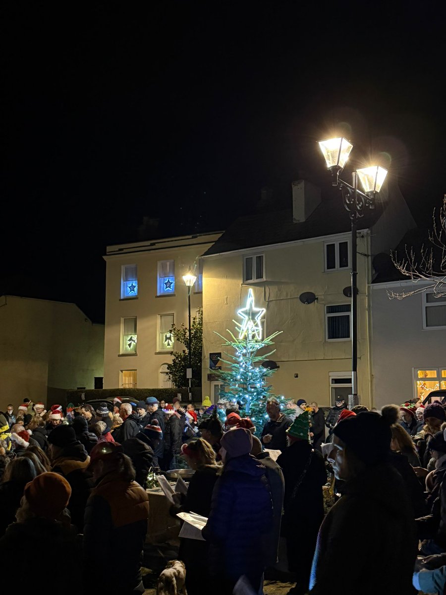 WeymouthConcertBrass tweet media