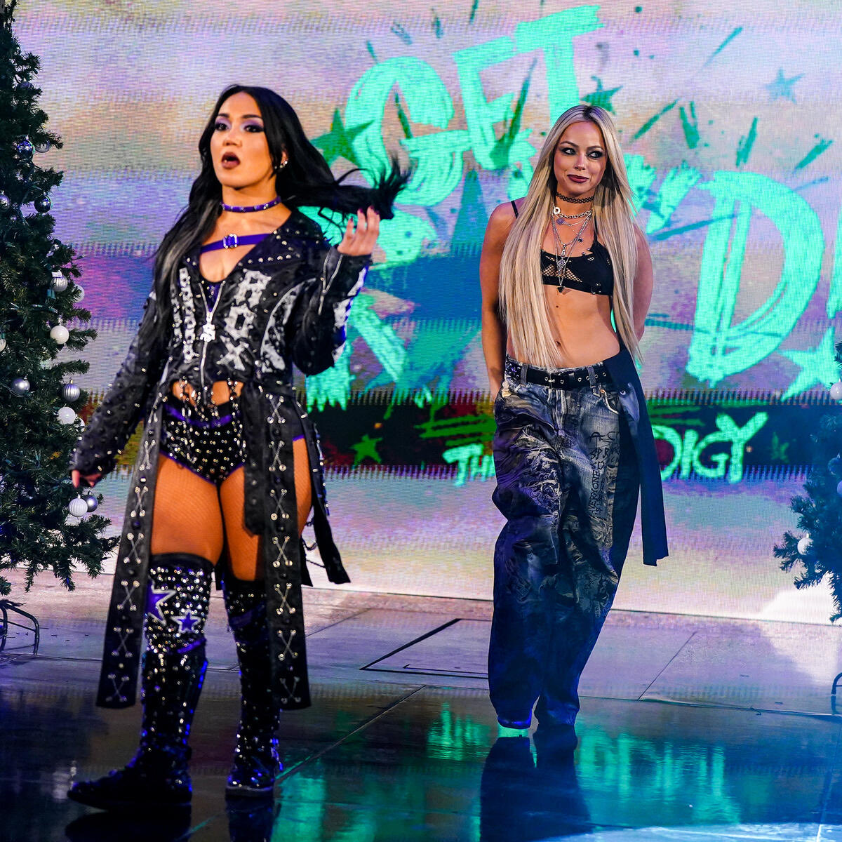 Just keep on watching. 〢 NOT @YaOnlyLivvOnce tweet media