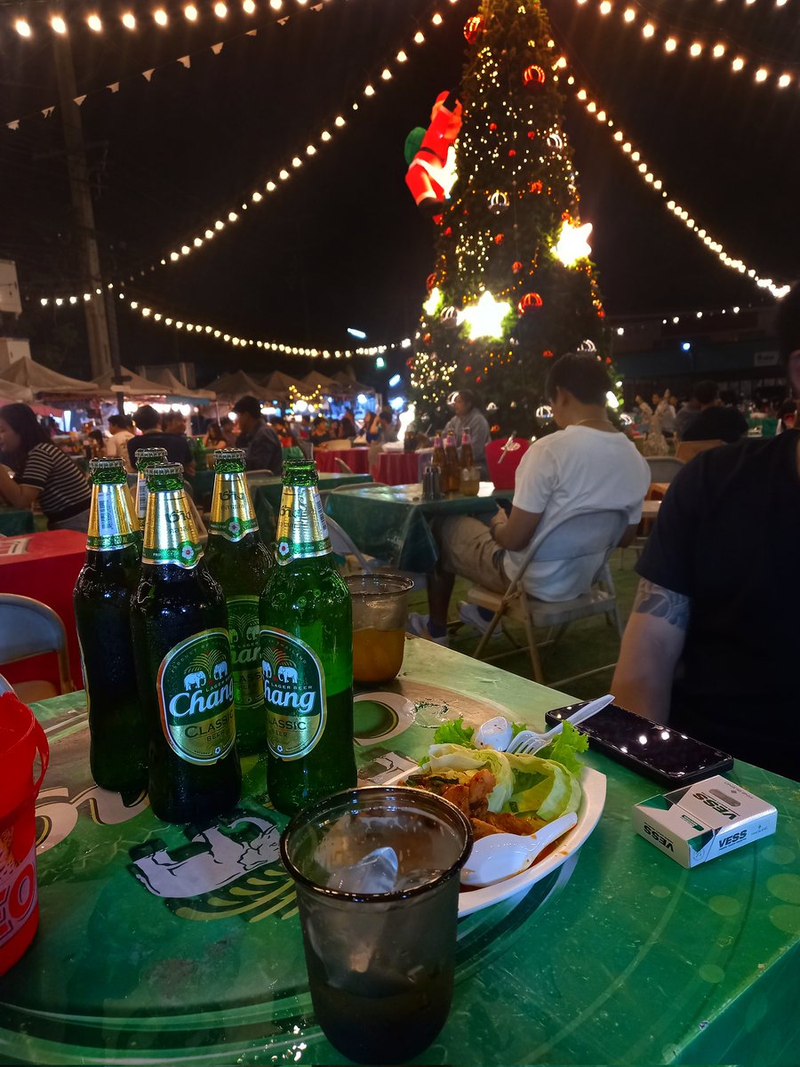 เฉาก๋วยนมสด tweet media