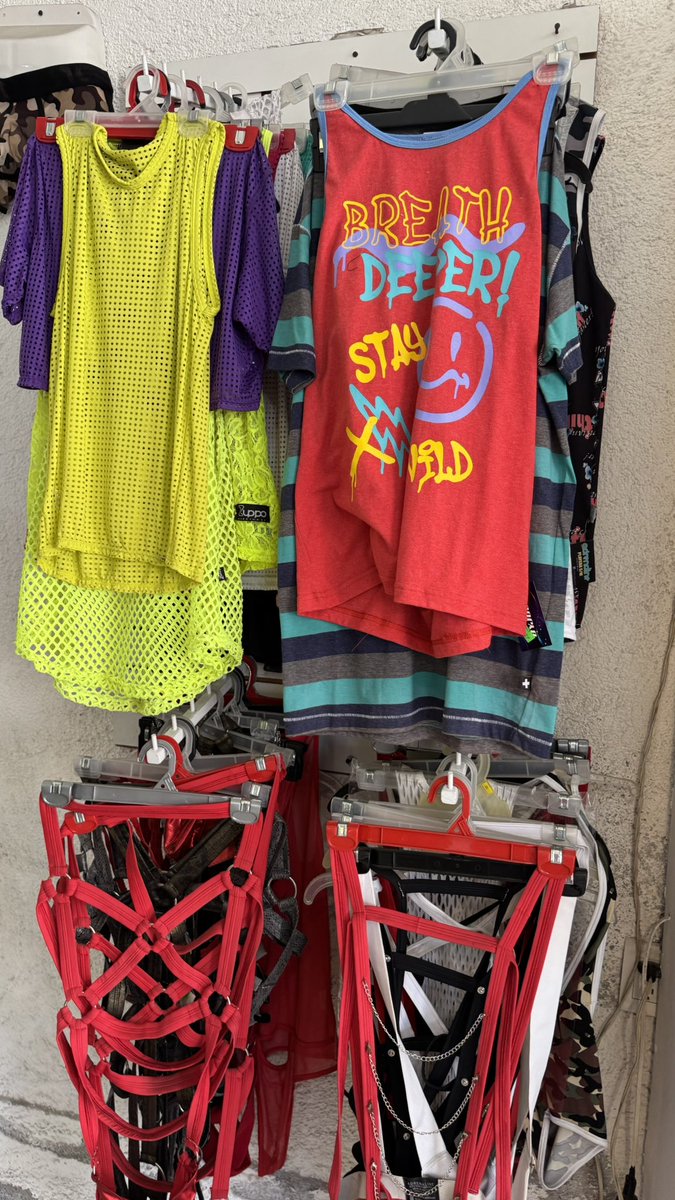 DeInterios's tweet image. Descuento desde el 20% hasta el 50%
23 y 24 de diciembre de 2025.