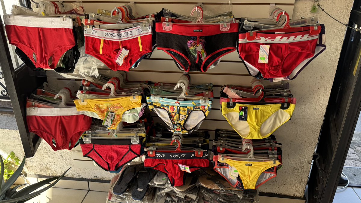 DeInterios's tweet image. Descuento desde el 20% hasta el 50%
23 y 24 de diciembre de 2025.