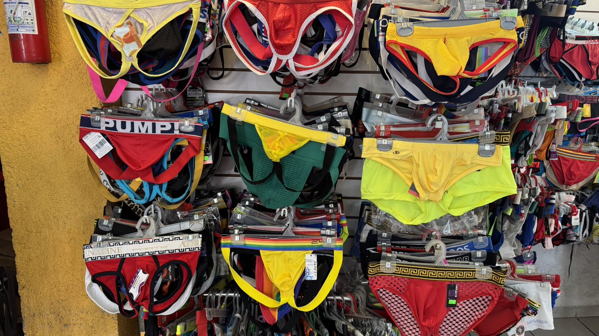 DeInterios's tweet image. Descuento desde el 20% hasta el 50%
23 y 24 de diciembre de 2025.