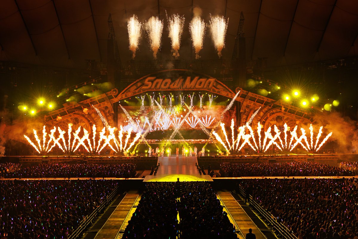 Snow Man、5大ドームツアー東京公演が開幕☃
深澤辰哉はメンバー愛あふれる「やっぱり好き」
oricon.co.jp/news/2426478/f…

振り幅で魅せるドームステージにファン熱狂🔥
【ライブレポート＆深澤辰哉あいさつ全文】
oricon.co.jp/news/2426960/f…

#SnowMan_ON