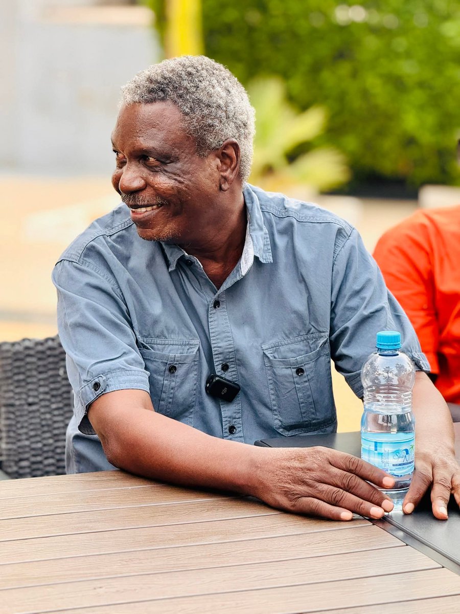 Couldn't be more happy than seeing our Professor #Peter_Marko being finally got recognized and honored by South Sudan Pediatric Association SSPA though has come late it still commendable step taken by SSPA. dedicating his entire life to children's health care and working