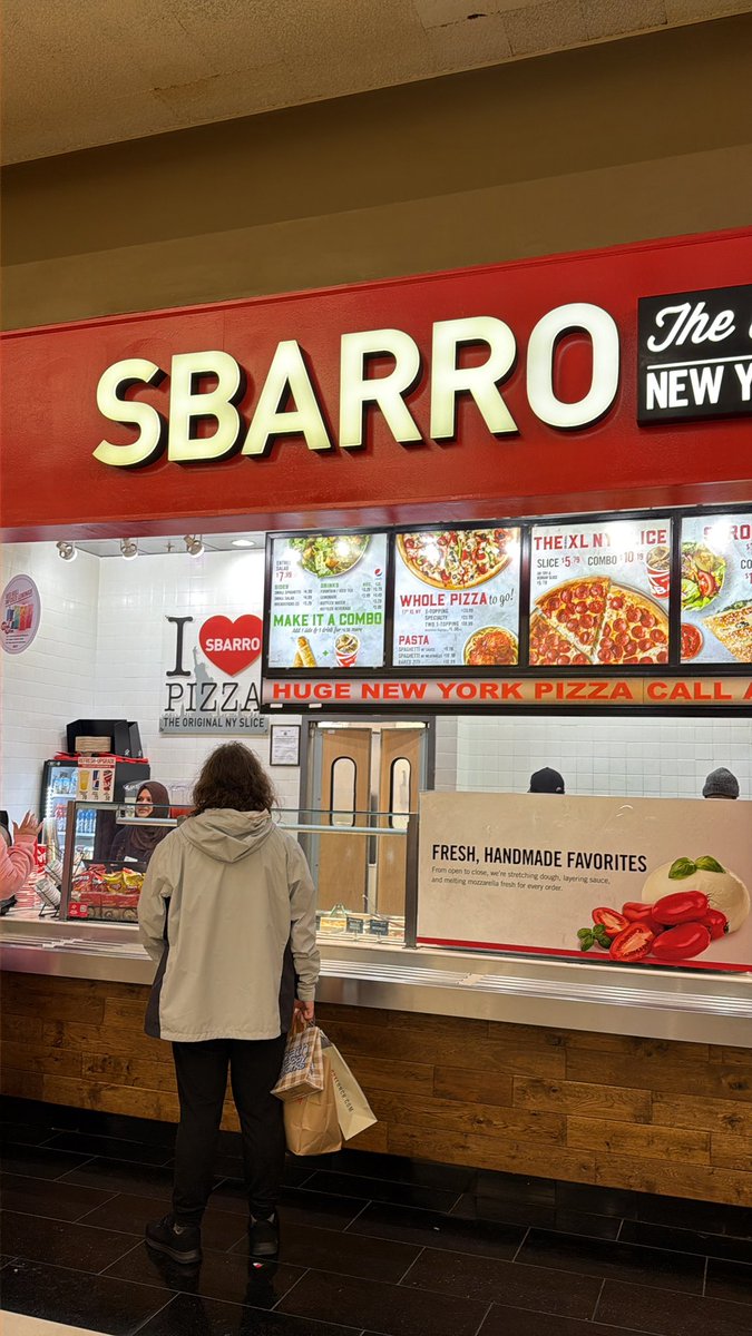 KayJaySA's tweet image. The King of mall food courts and rest stops everywhere.