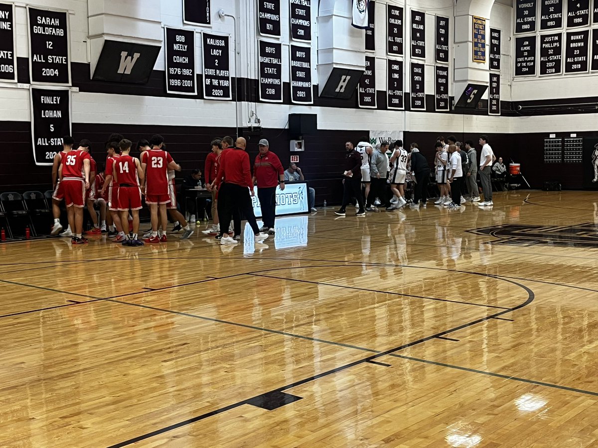 We’ve got an afternoon MSAC matinee, the GW Patriots hosting the Hurricane Redskins. Patriots currently lead this one 16-9 after a quarter <a href="/gwhsbasketball/">George Washington HS Basketball</a> <a href="/NoahLewis35/">Noah Lewis</a> #wvprepbb