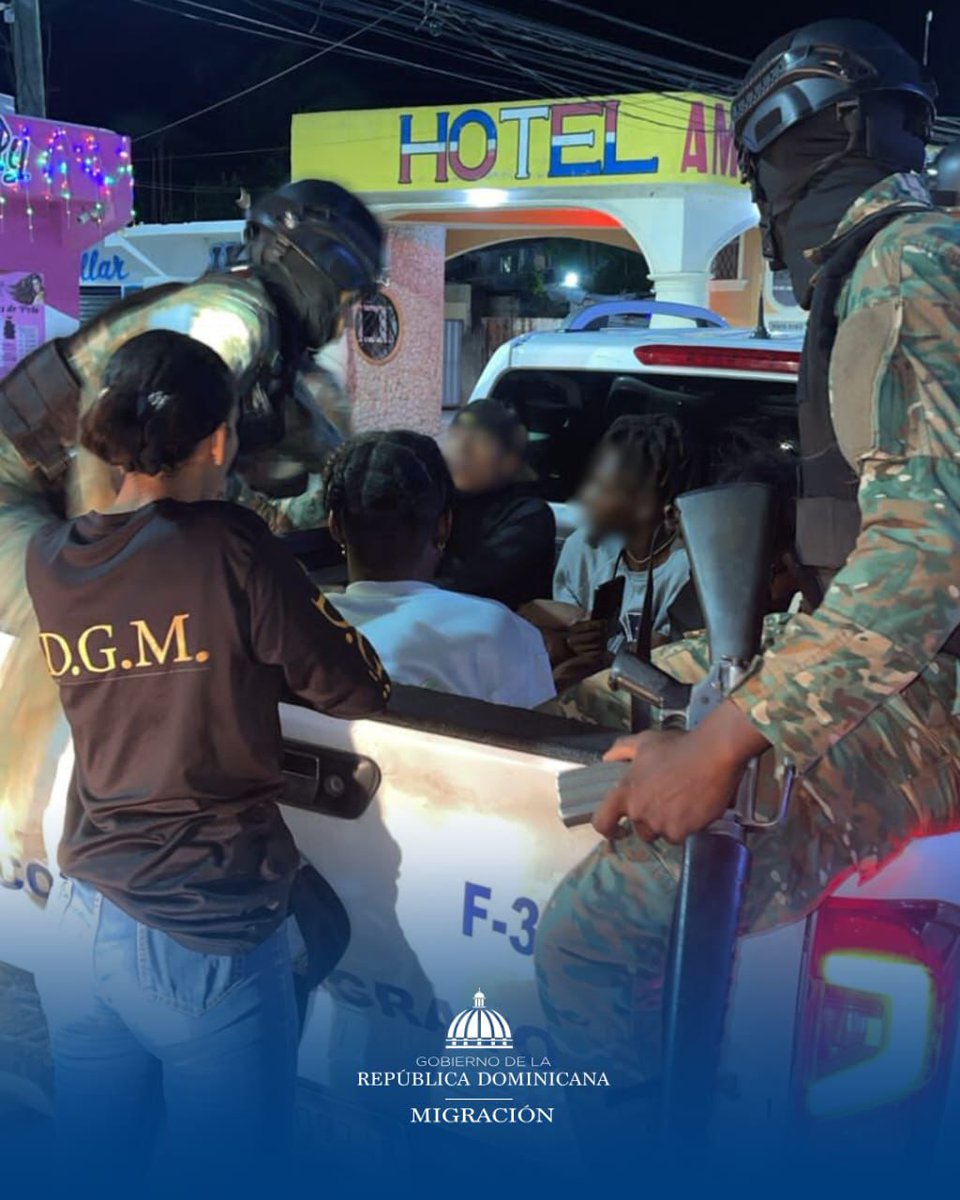 *DGM reporta 923 detenidos y 1,061 deportados en operativos de interdicción migratoria de este lunes 22 Dic* periodismoculturalrd.com/2025/12/dgm-re…