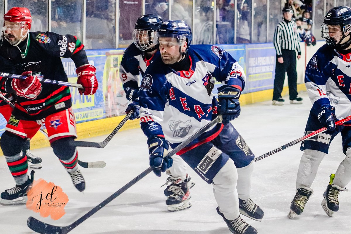 InvictaDynamos's tweet image. 🎥 HIGHLIGHTS: Dynamos 4–2 Slough Jets

Honouring 40 years of hockey in Kent 🐻🐴

Highlights &amp;amp; Match Report now LIVE on our website and our YouTube channel! A game that had everything, and more.

If you were there, relive it.
If you weren’t, enjoy it for the first time.

An