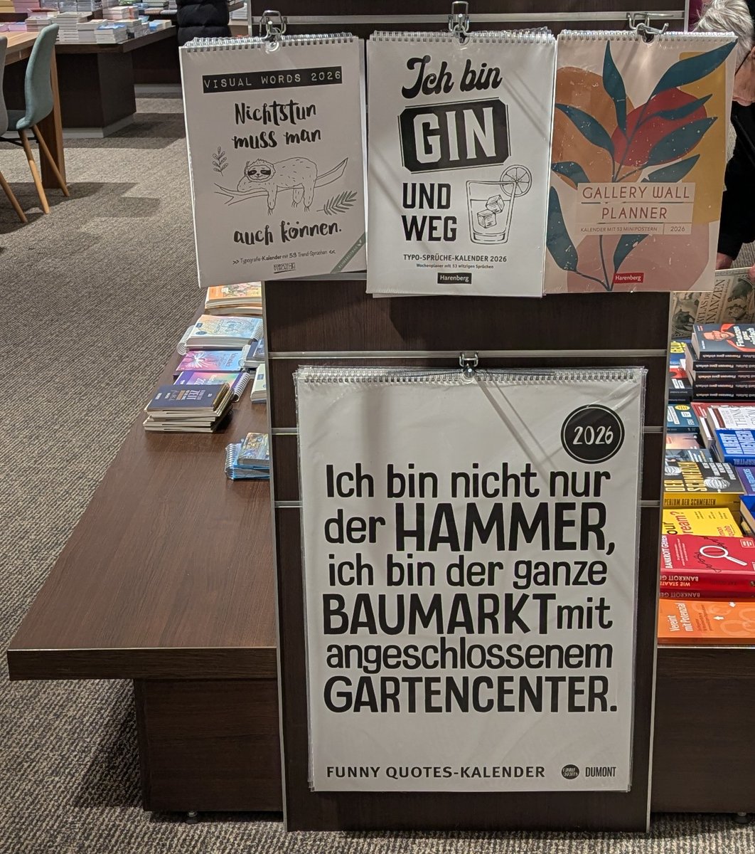APUK28's tweet photo. Fundstücke aus der #Buchhandlung #Thalia Halle:
„Nichtstun muss man auch können.“ 🦥
„Ich bin #Gin und weg.“ 😁
„Ich bin nicht nur der #Hammer, ich bin der ganze #Baumarkt mit angeschlossenem #Gartencenter.“ 🔨🌱😂
#HalleSaale #Humor #Sprache #Sprüche #Wortspiel https://t.co/t3jasiJBFt