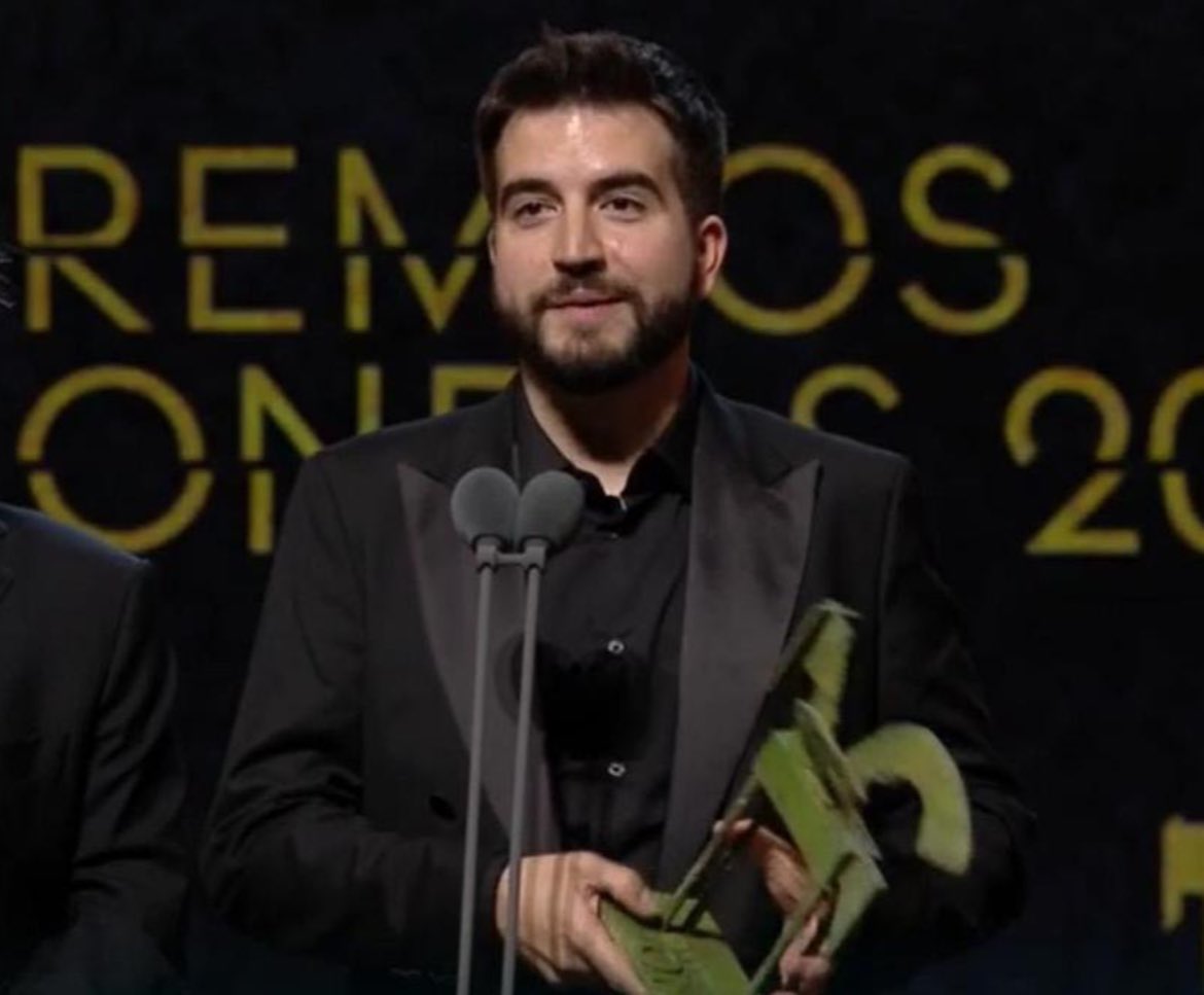 Ricard Ustrell torna a rebre el guardó "Ricard Ustrell de l'Any" a la gala dels Premis Ricard Ustrell