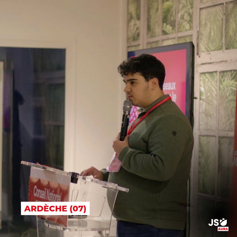 JeunesSocAURA's tweet photo. ✊🌹 Retour en images sur le Conseil national des Jeunes Socialistes des 6 et 7 décembre 2025, à Saint-Denis et Paris.
Un week-end riche d’échanges et de débats, où nos militant·e·s d’Auvergne-Rhône-Alpes ont brillamment représenté la région.
#cnjs https://t.co/OOcQUElpFT