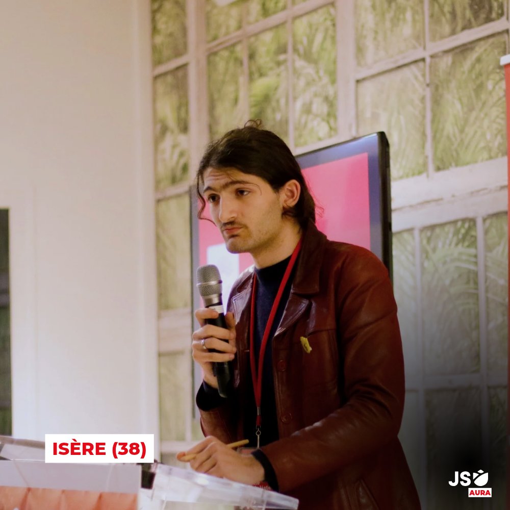 JeunesSocAURA's tweet photo. ✊🌹 Retour en images sur le Conseil national des Jeunes Socialistes des 6 et 7 décembre 2025, à Saint-Denis et Paris.
Un week-end riche d’échanges et de débats, où nos militant·e·s d’Auvergne-Rhône-Alpes ont brillamment représenté la région.
#cnjs https://t.co/OOcQUElpFT