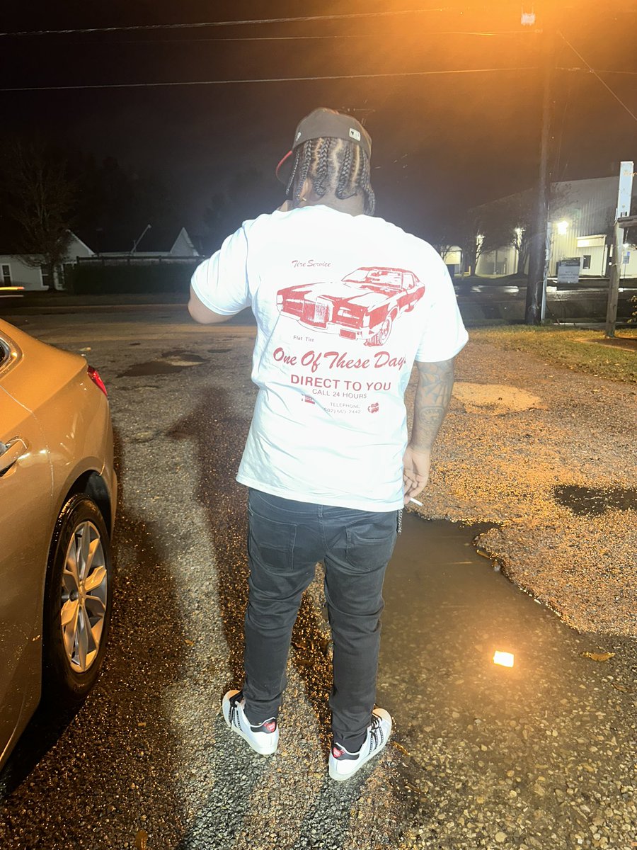 TooMuchYoungin's tweet photo. I shook back like a 4 n a Half !! Like frfr Toomuch https://t.co/Tvc6oGk2dD