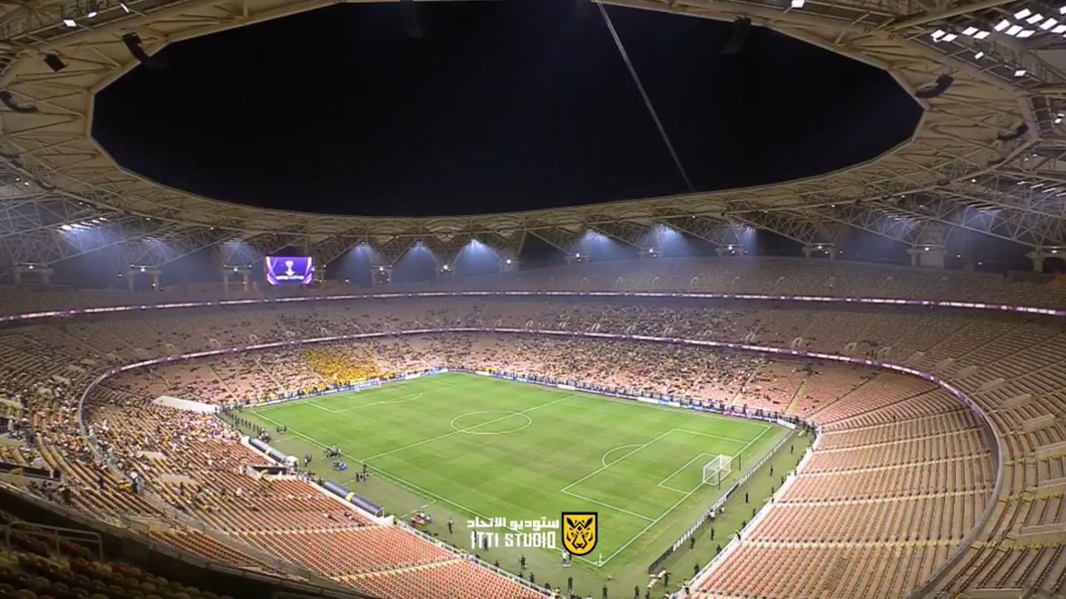 ويجي يقارن جماهيرته بالهلال 😂😂😂😂😂 #الاتحاد_ناساف