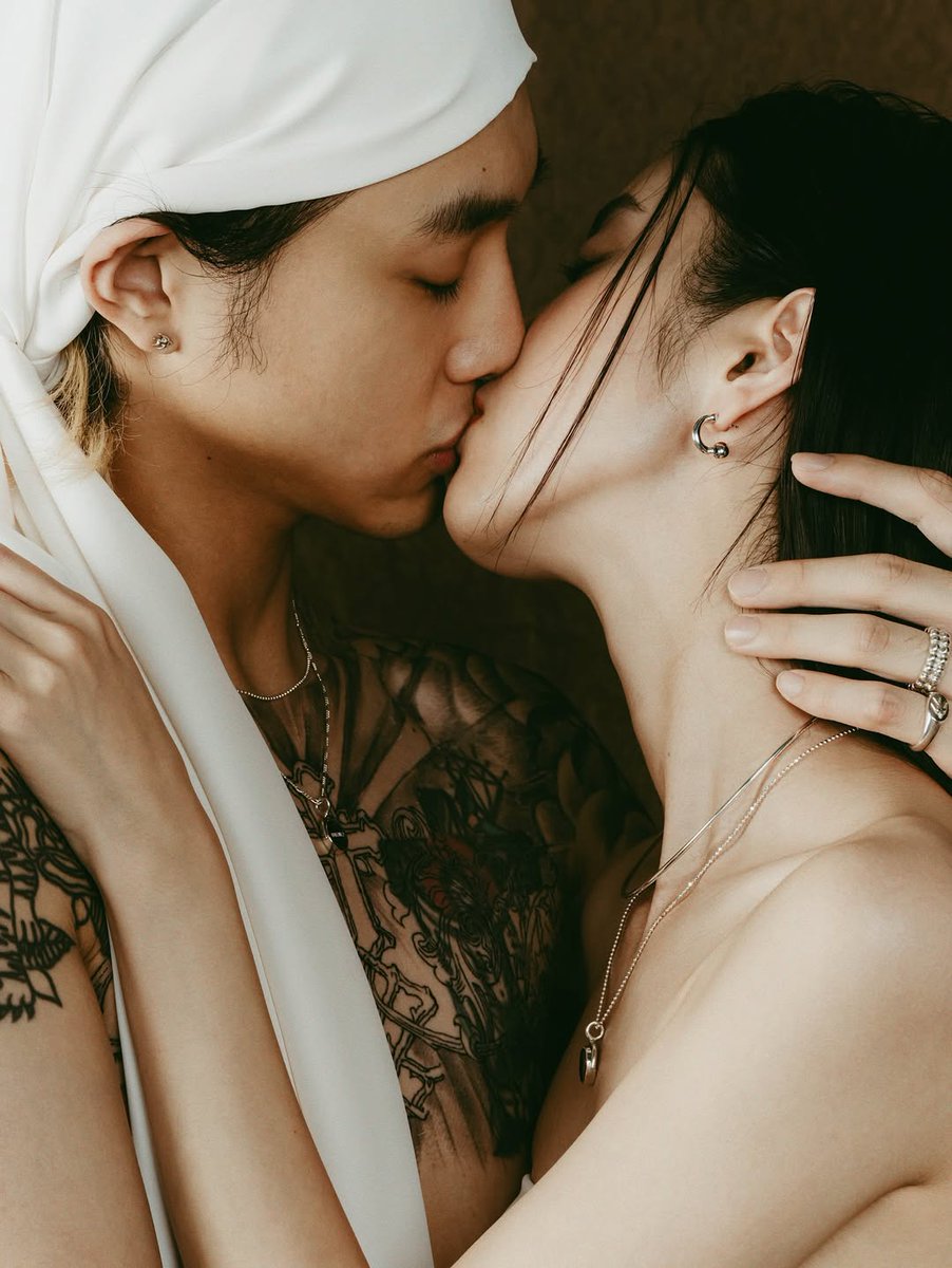 k4ipov's tweet photo. ⠀

              4ever obsessed w/ her kisses 💋 ❤️‍🩹

              ⠀ https://t.co/f7we3fo6CL