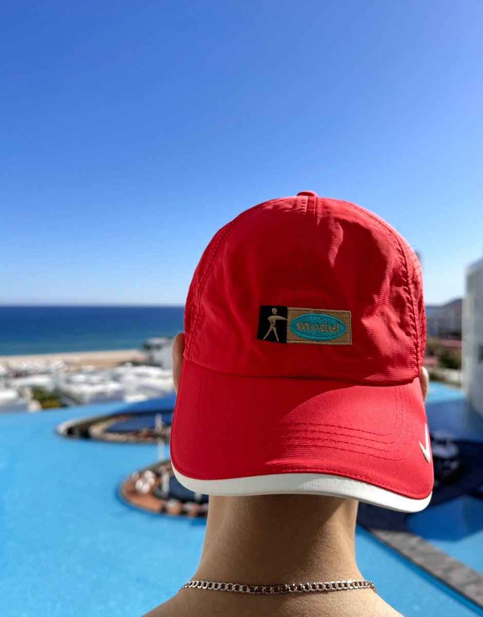 ModelCoverall's tweet photo. Dreaming of summer? We are too! This Model fan is doing it right on their holiday break. What a great submission! #WhereWasYourModel https://t.co/v523MpNt5m