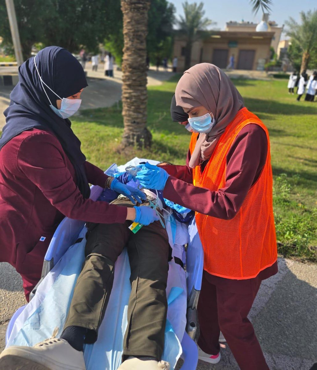 فعل مستشفى #صفوى العام، أحد مكونات #تجمع_الشرقية_الصحي، فرضية الكود الأحمر (Code Red)، وذلك بهدف رفع مستوى الجاهزية والاستجابة لحالات الحريق والطوارئ، والتأكد من كفاءة الأنظمة والإجراءات المتبعة داخل المنشأة الصحية، وبمشاركة فاعلة من الدفاع المدني، بما يسهم في تعزيز سلامة المرضى