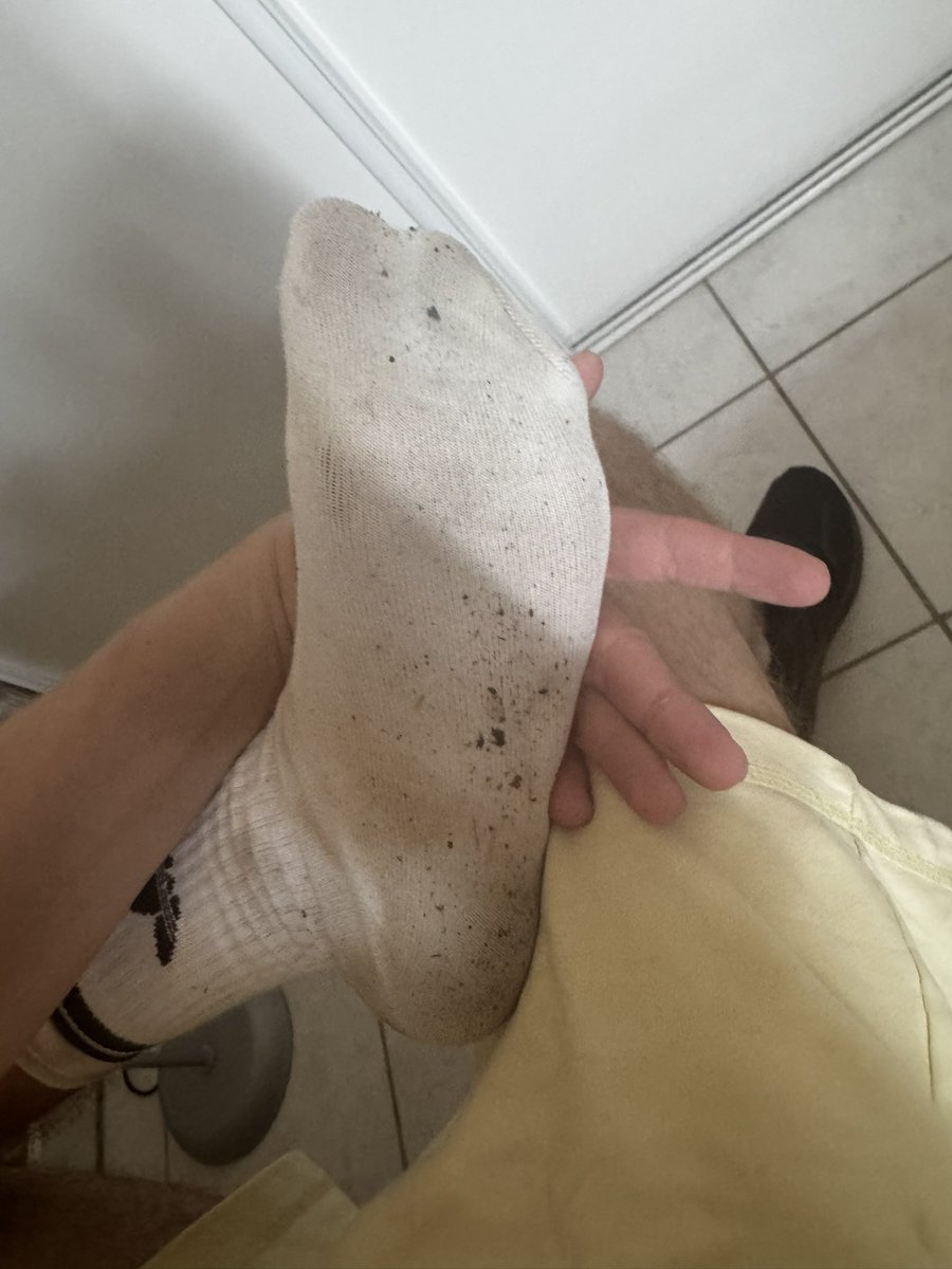 YourMasterLogan's tweet image. Worship my dirty socks 🧦😈

throne.com/masterlogan