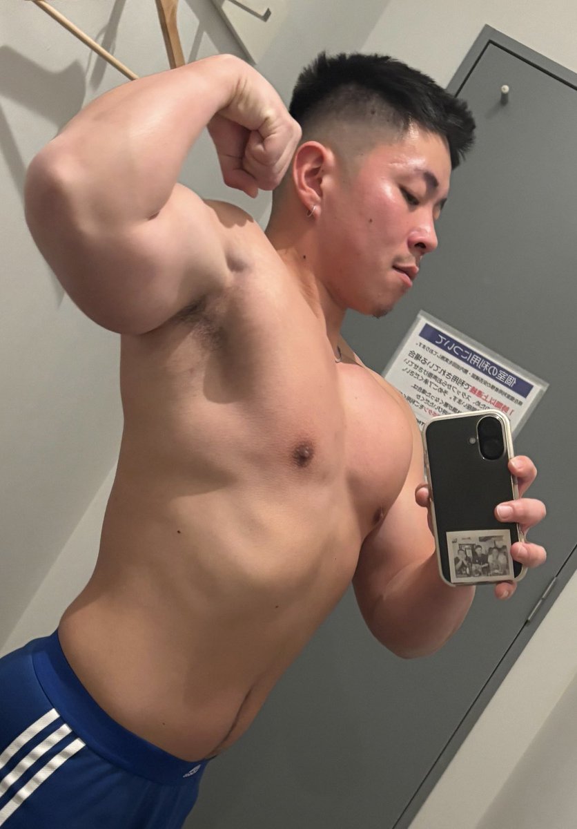 maximum_tomat's tweet image. 