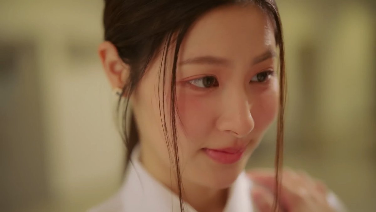 holyfilm_'s tweet image. the look of love