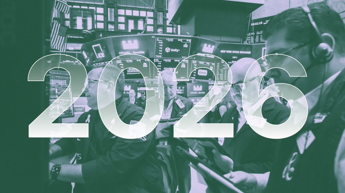 tommydouziech's tweet photo. Les défis majeurs pour 2026 🔭

L'année 2025 aura donné aux investisseurs l'illusion d'un monde redevenu lisible. Les indices actions ont enchaîné les records, la volatilité s'est faite discrète (à part l'épisode d'avril) et la narration dominante, celle d'une économie américaine résiliente, portée par l'intelligence artificielle, s'est imposée sans grande résistance. Pourtant, derrière cette façade rassurante, les tensions macroéconomiques se sont accumulées. 

À l'approche de 2026, le véritable défi n'est pas tant d'anticiper la direction des marchés que d'identifier les forces structurelles à l'oeuvre dans un environnement devenu profondément asymétrique.

🧵 THREAD 🧵