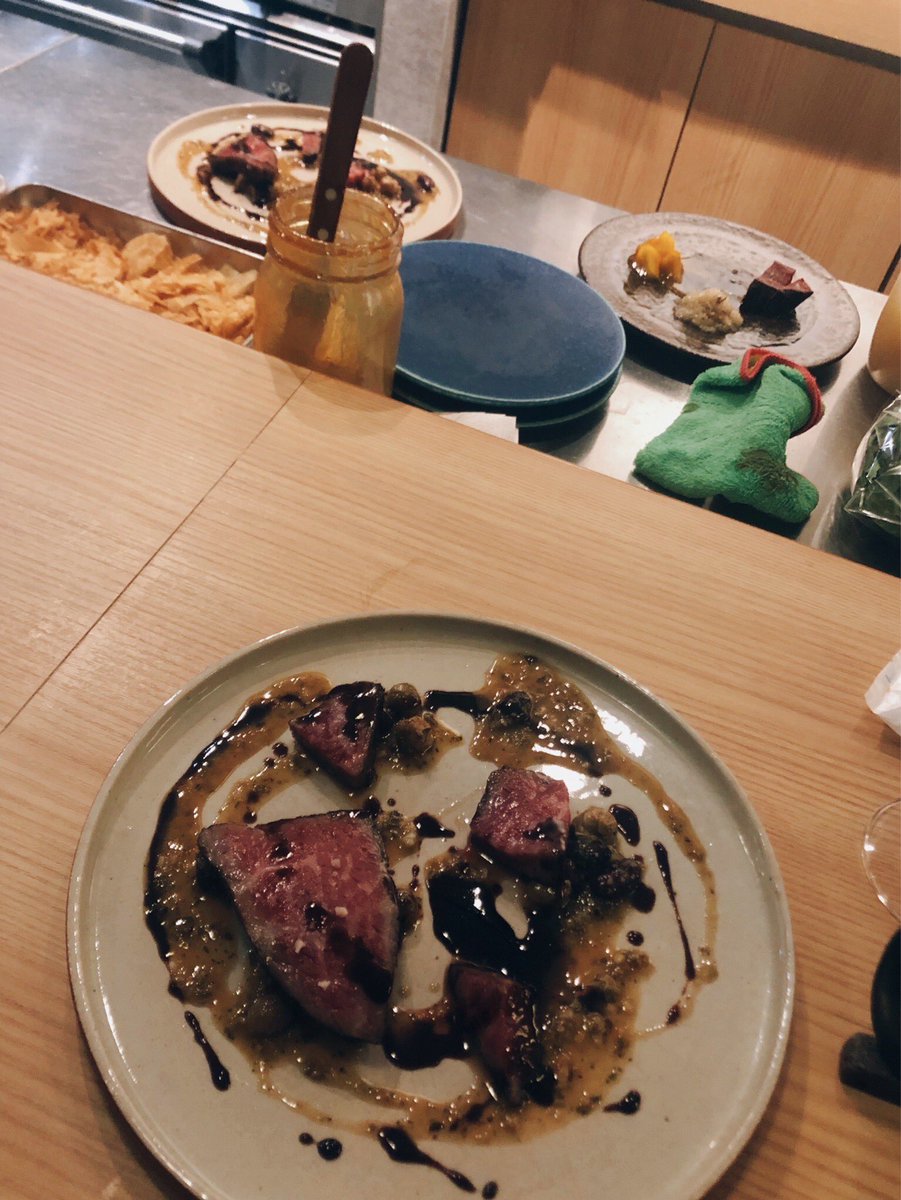 PRESPA_MAN's tweet photo. 昨日、【CHAP】のディナー年内最後ということでお兄さんからのお誘いもあって行ってきたが、〆の🍧はもう全部食べてたのもあって写真撮らずというか、失念…😅
とりあえずお姉さんらと一緒に食べた肉だけあげとくか。😆
※あとになってお兄さんから紹介受けてビビったが、隣に座ってたお姉さんがCHAPのテレビ取材で出ていた番組のＤの方と聞いて驚いたが、職業柄か全国各地の🍧に詳しくて唸らされた。😅
＆連れのお姉さんもかなりの通だった。🍧

#CHAP 
#ディナー 
#牛肉  
#鹿肉 
#鴨肉 
#おはよう日本 
#NHK