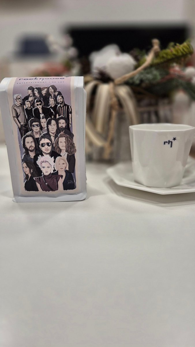 sylwiastempniak's tweet image. Niektórzy tańczą z gwiazdami, a ja od dziś dzięki #RockHouse będę piła kawę z gwiazdami ❤️
#LadyPank
#Myslovitz
#AniaWyszkoni
#MałgorzataOstrowska
#KasiaKowalska
#PiotrCugowski
#KrzysztofCugowski
Piękna niespodzianka 🫶