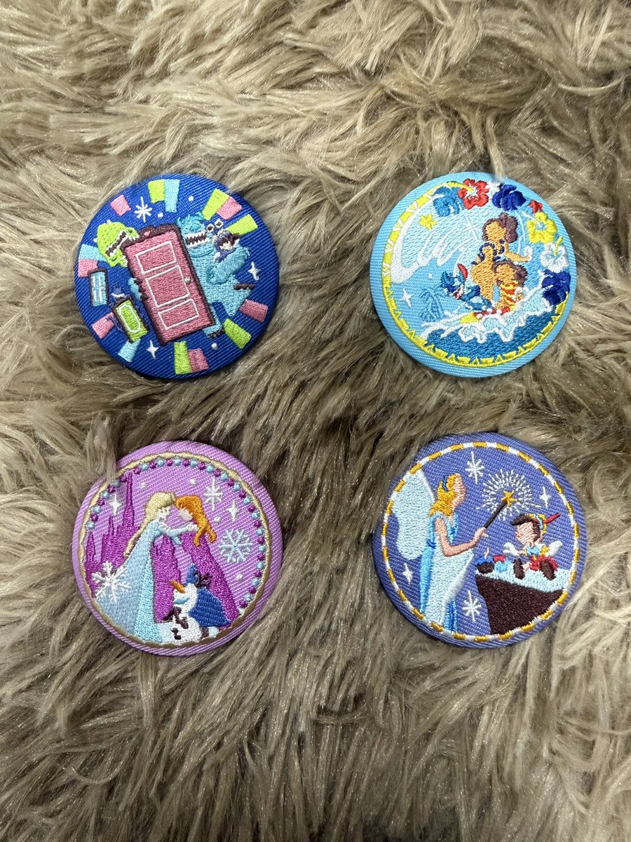 na____04lim's tweet photo. ディズニー 刺繍缶バッジ 第2弾 交換

【譲】🤲写真
スティッチ、モンスターズインク、アナ雪(旧)ピノキオ

【求】💝
ズートピア>ラプンツェル>シュガーラッシュ>ピーターパン、おしゃれキャット

※郵送希望📮
日程が合えば、梅田で手渡しも可

◎気軽にメッセージ下さい！ https://t.co/sr3eqFyZpG
