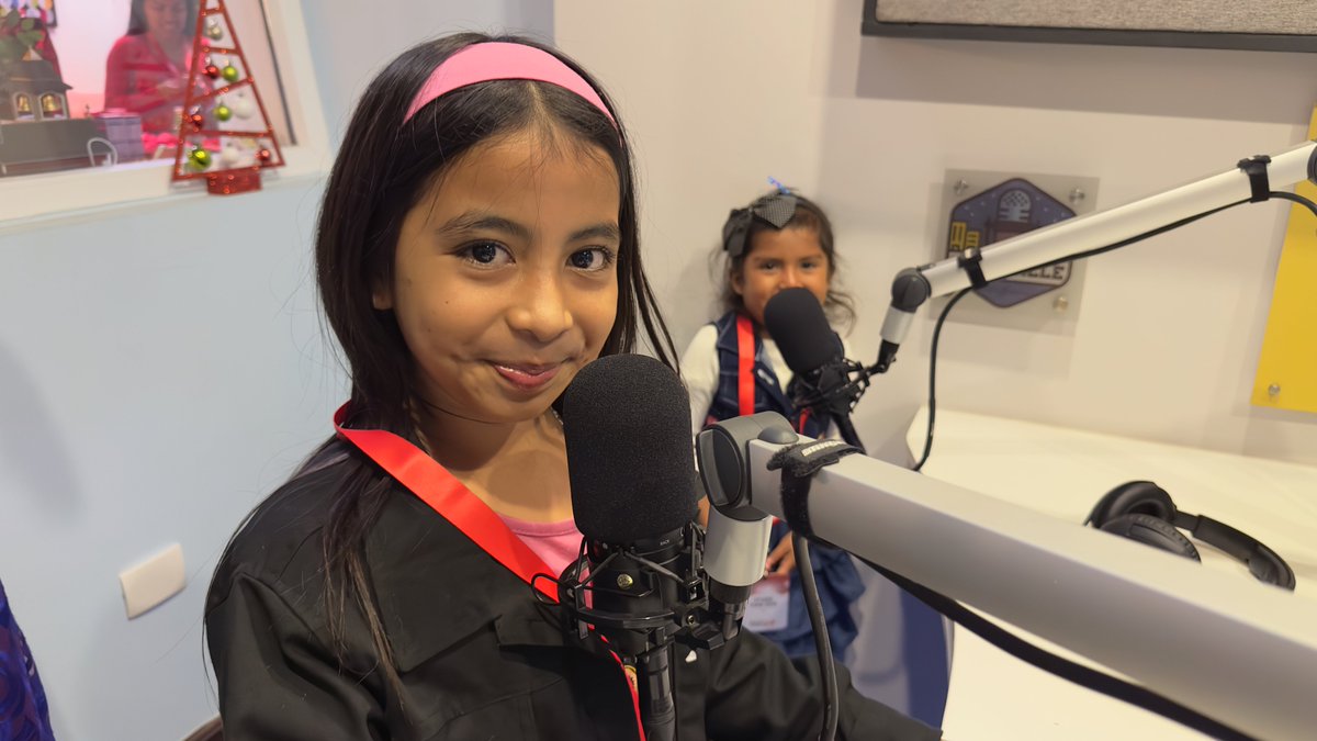 Radio Christmas tweet media