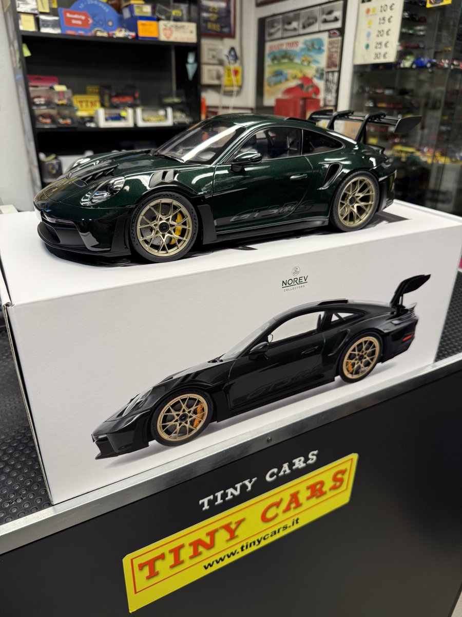 cars_tiny's tweet image. Porsche 911 GT3 RS Norev Scala 1:12 a 155€ da Tiny Cars #tinycars #porsche #scala112 #model #scalemodel