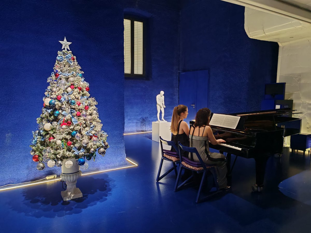 mapoxyomenos's tweet image. We had a wonderful time at the concert by pianists Tonja Čuić and Carlota Amado, held in the ground floor of our museum — the most beautiful musical introduction to the holiday season! 🎵🎶🎼🎹
