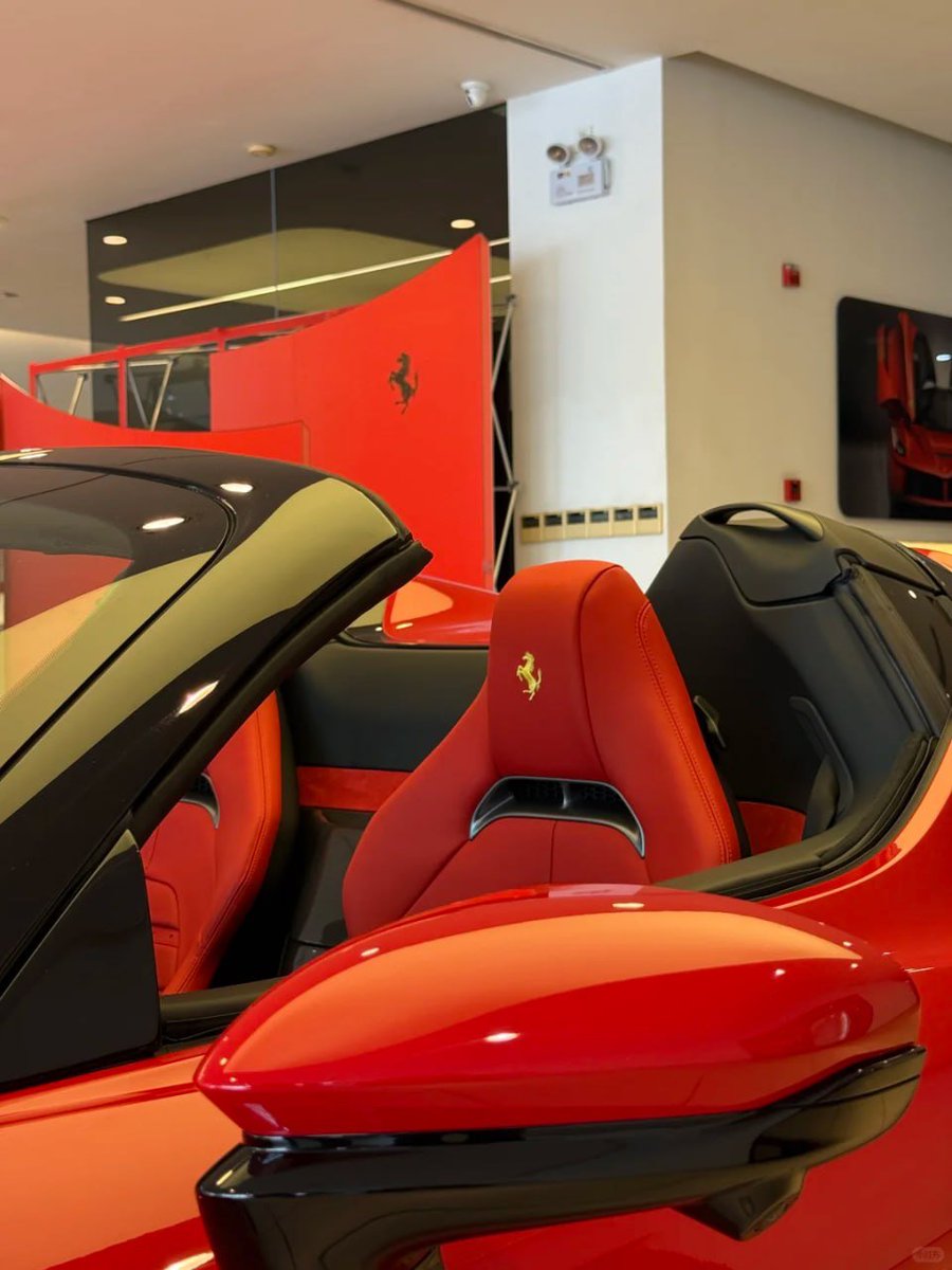 GmailSubhan's tweet image. This isn’t just a car, it’s an experience 🌟 #IconicDrive